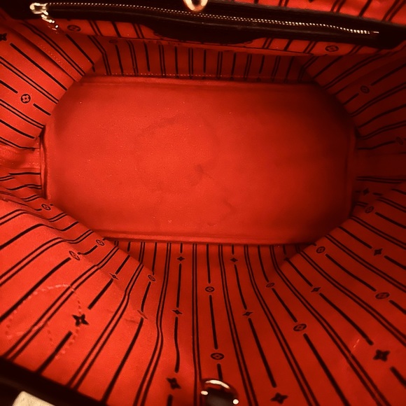 Louis Vuitton Neverfull MM - Picture 8 of 8